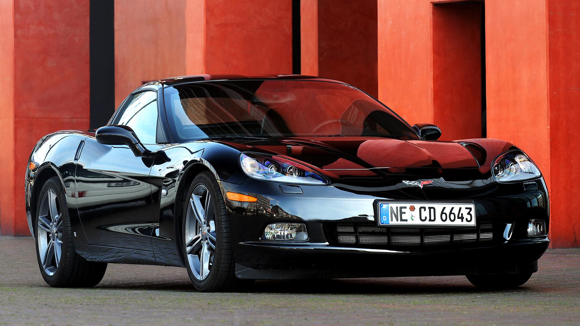 Chevrolet Corvette Competition (C6) zwart (2025) zijkant rechts schuin