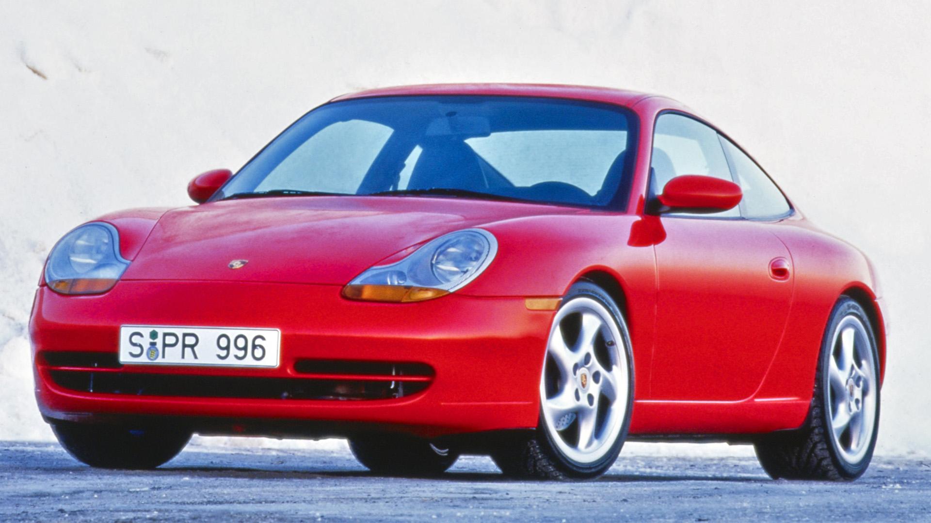 Porsche 911 Carrera Coupé (996) Indisch Rood (1998) zijkant links schuin voor