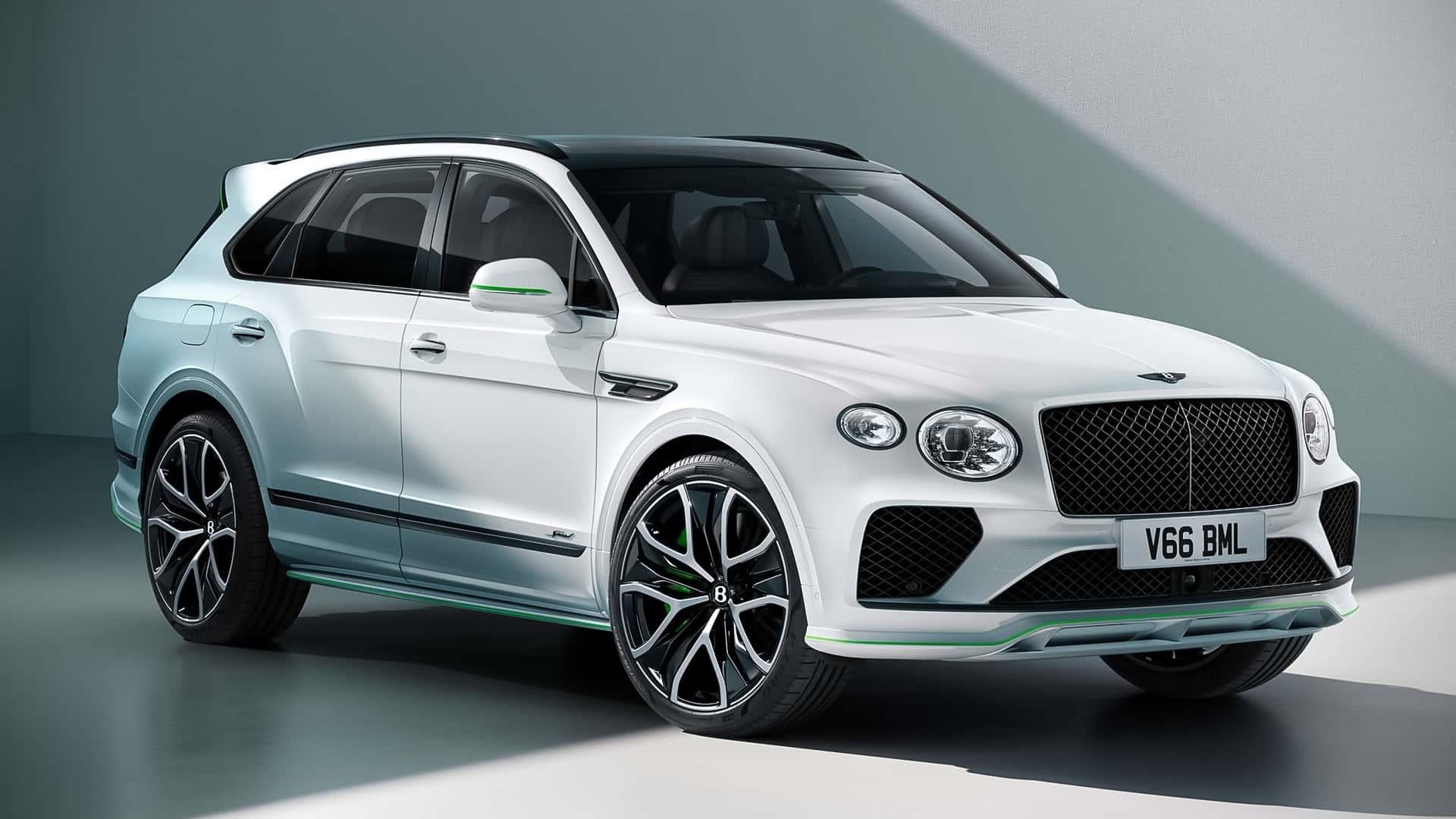 Bentley Bentayga Speed wit (2025) zijkant rechts schuin voor