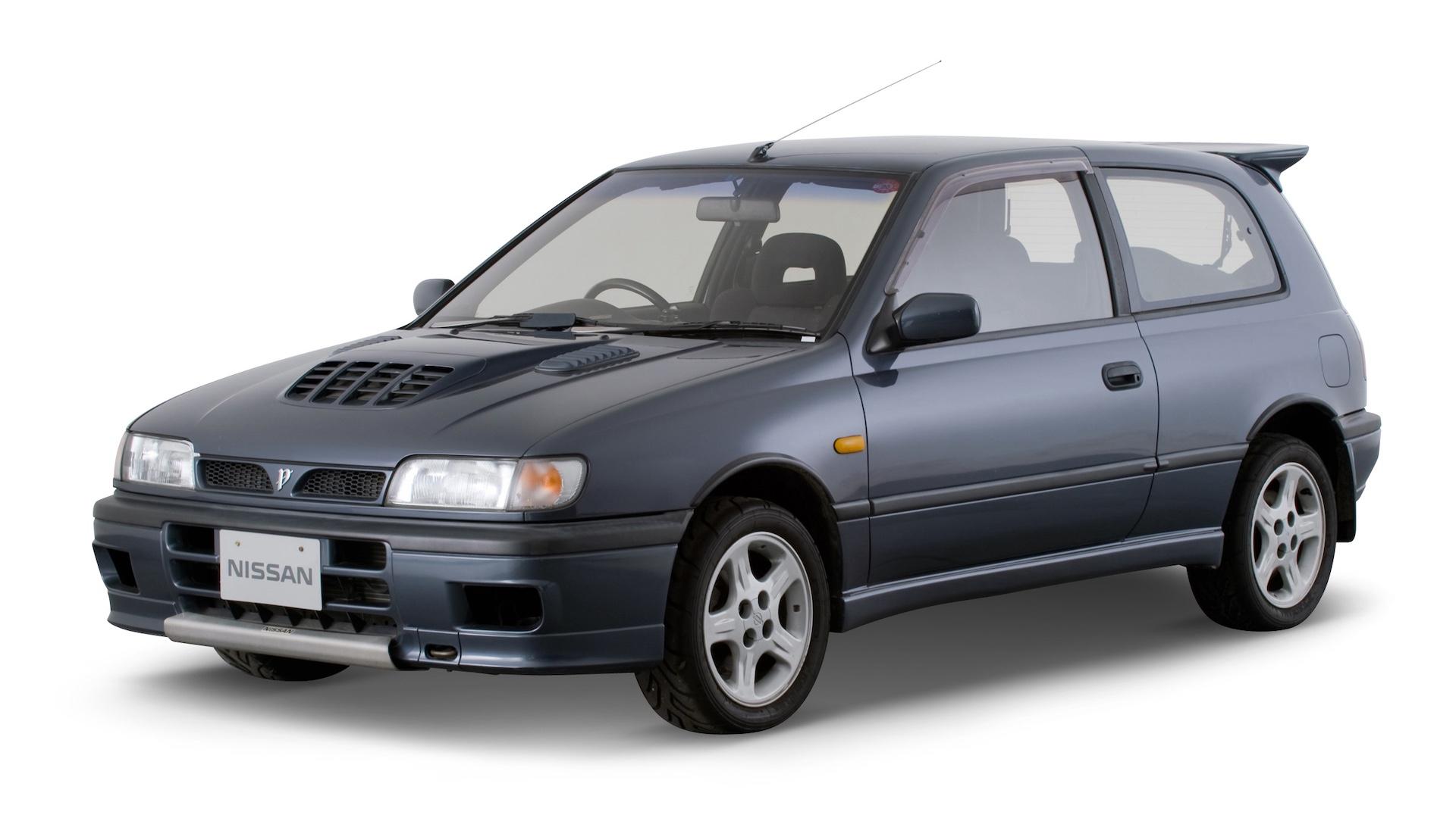 Nissan Pulsar GTi-R (RNN14) grijs (1994) links schuin voor