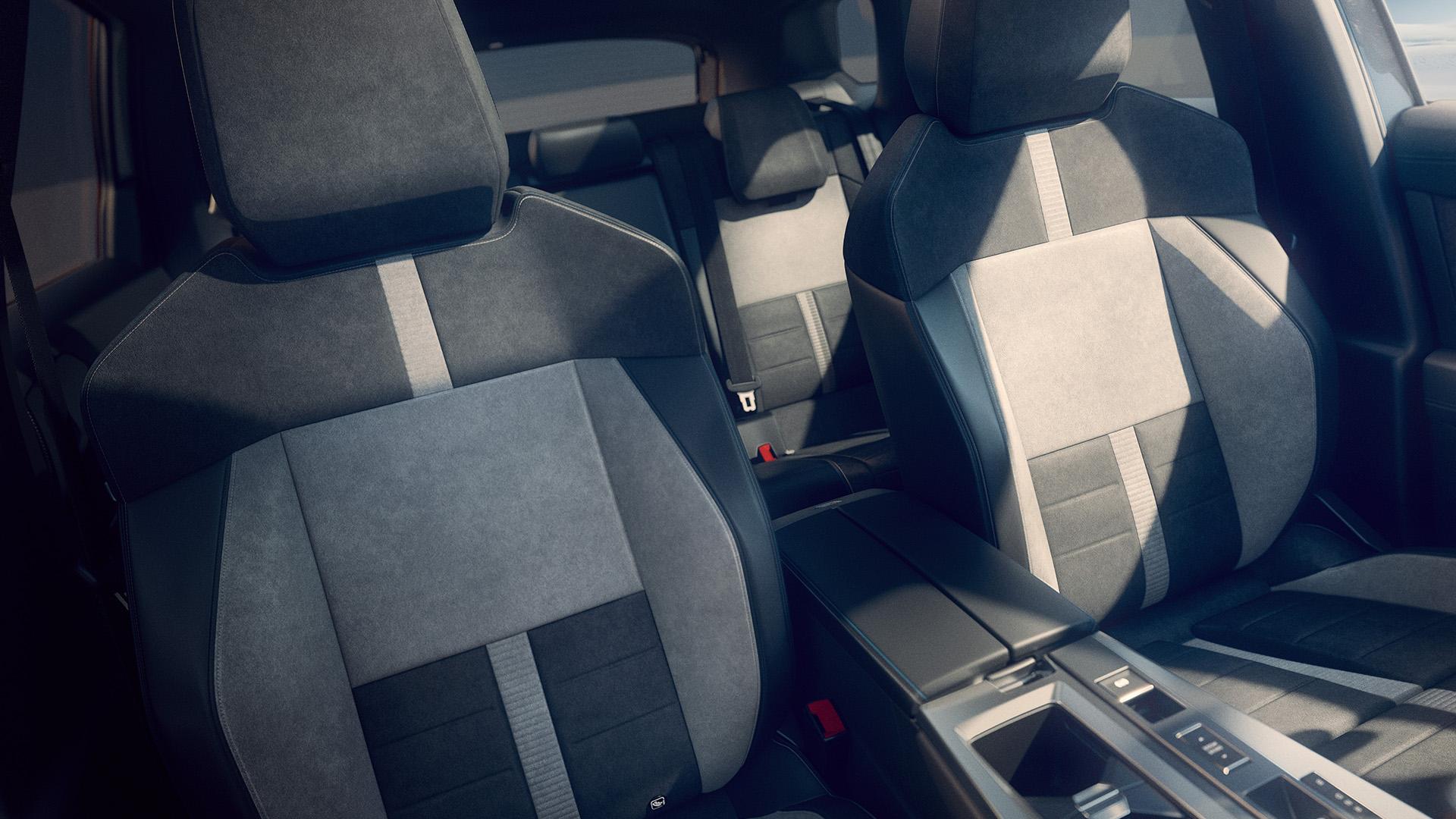 Opel Grandland AWD grijs (2025) interieur achterzijde