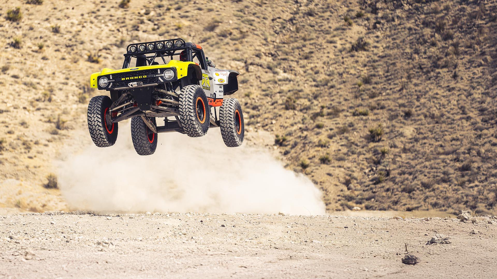 Contenido de la revista Topgear 241: Ford Bronco El Bandito