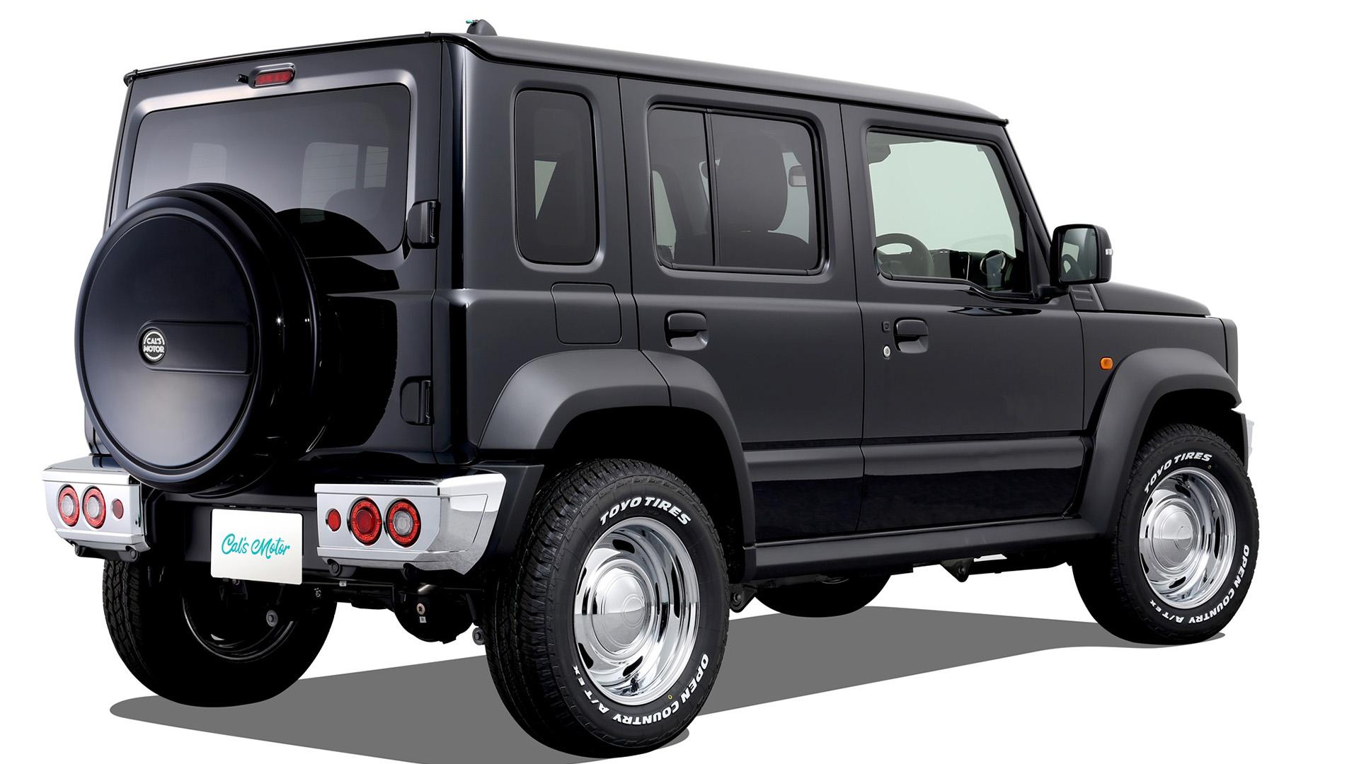Suzuki Jimny van Alpine Style zwart (2025) zijkant achter