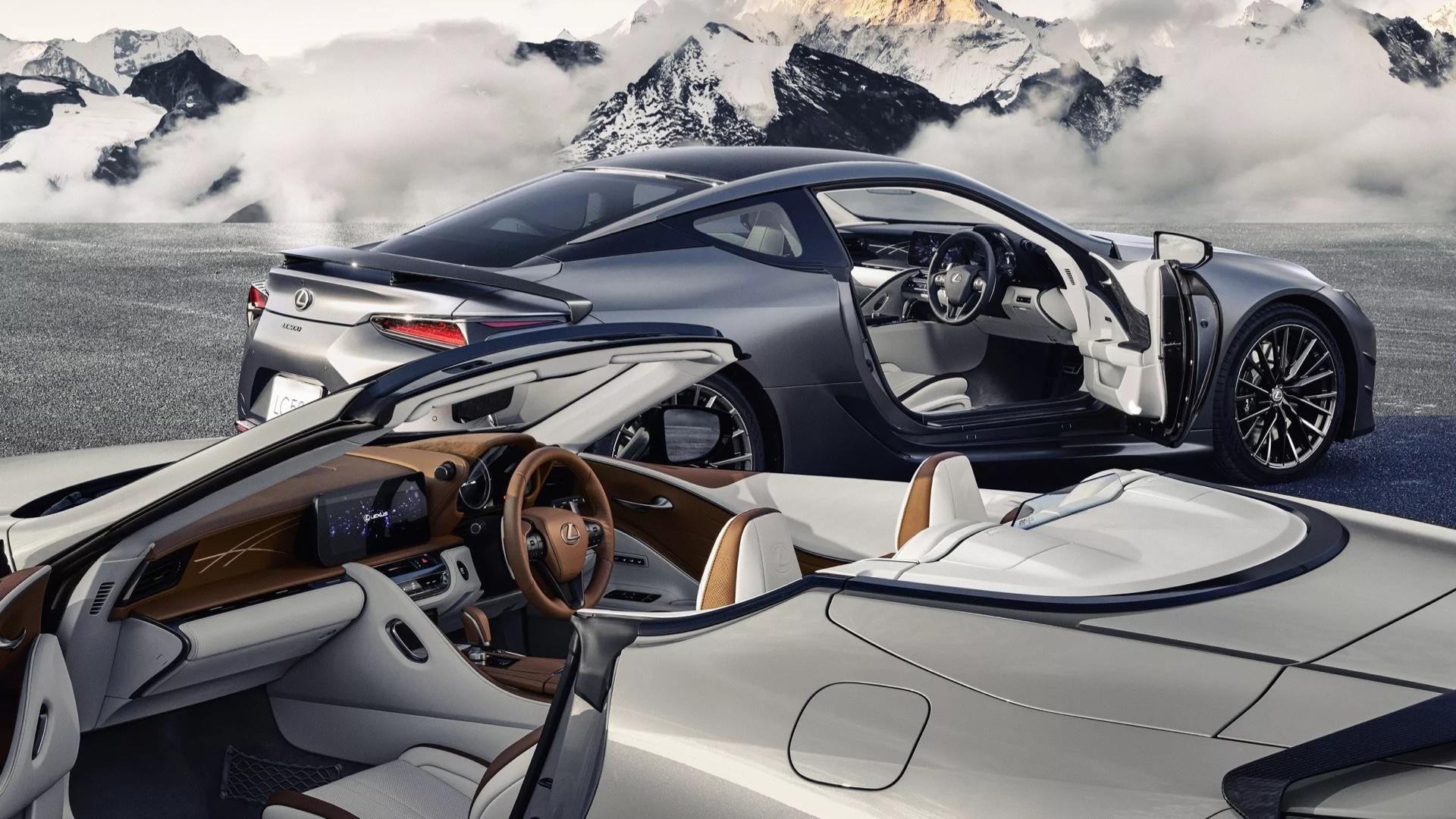 Lexus LC Pinnacle Edition (2025) Coupé en Cabriolet bij elkaar deuren open detail