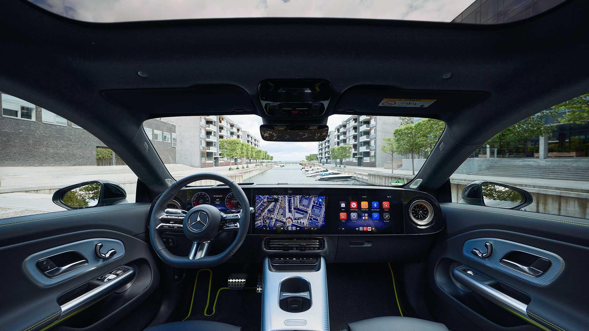 Mercedes CLA 350 4Matic interieur met hyperscreen
