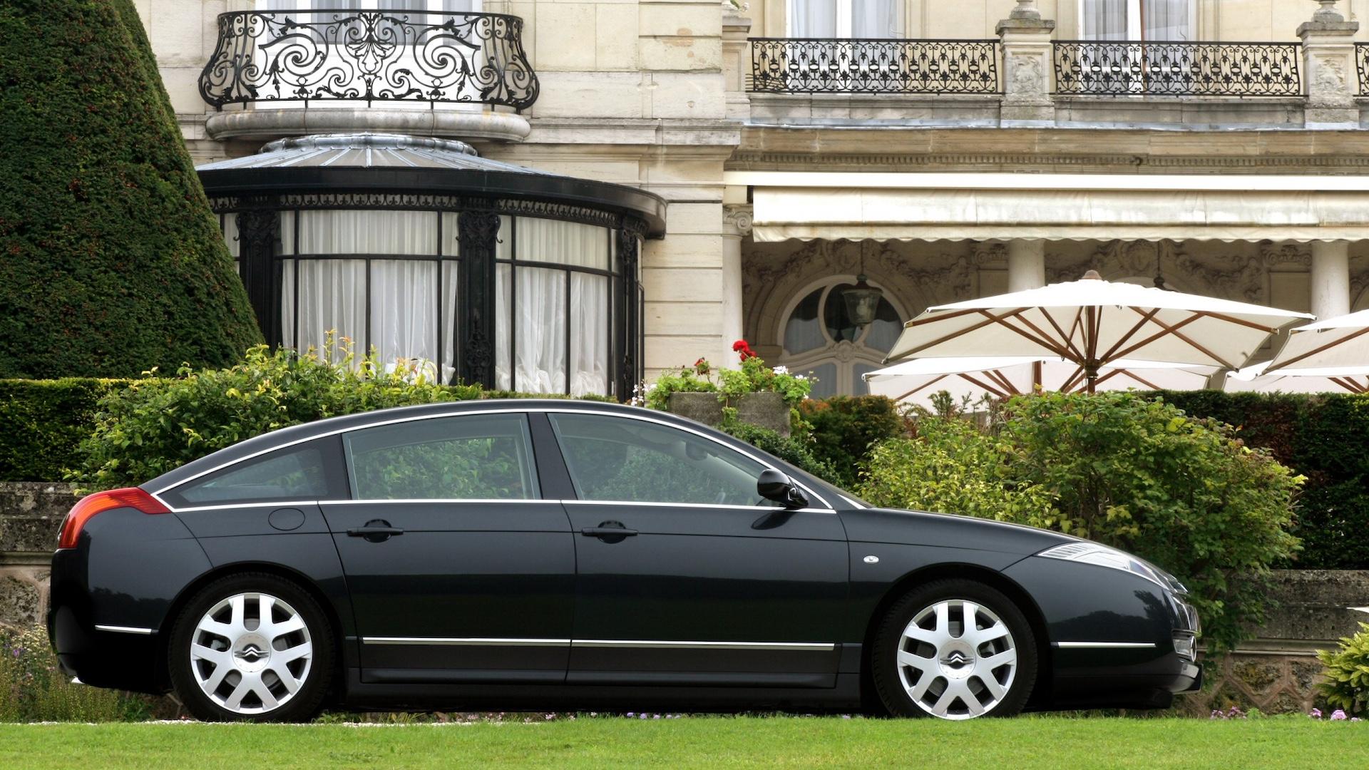 Citroën C6 zwart (2006) zijkant rechts