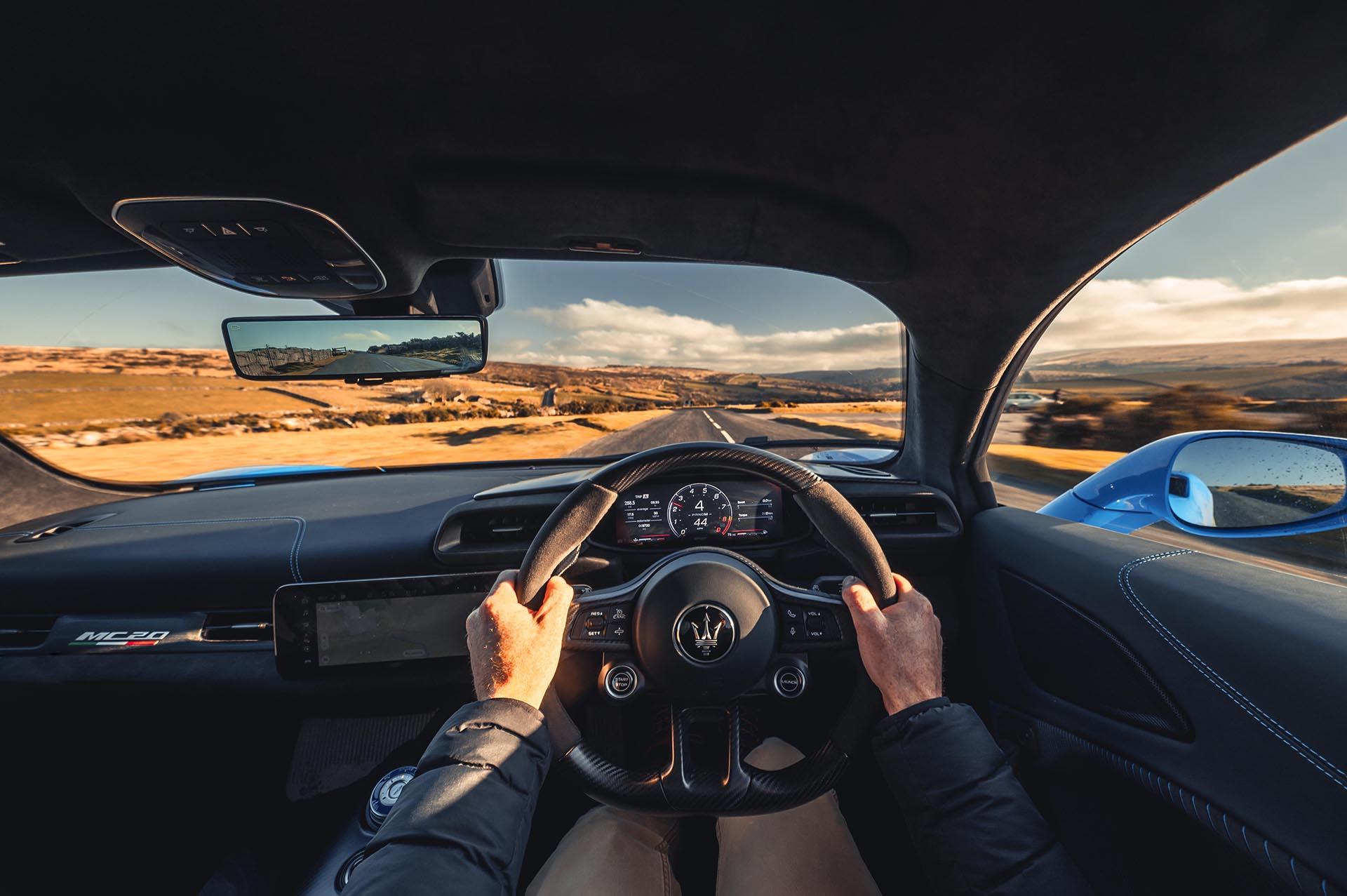 stuur en dashboard Maserati MC20