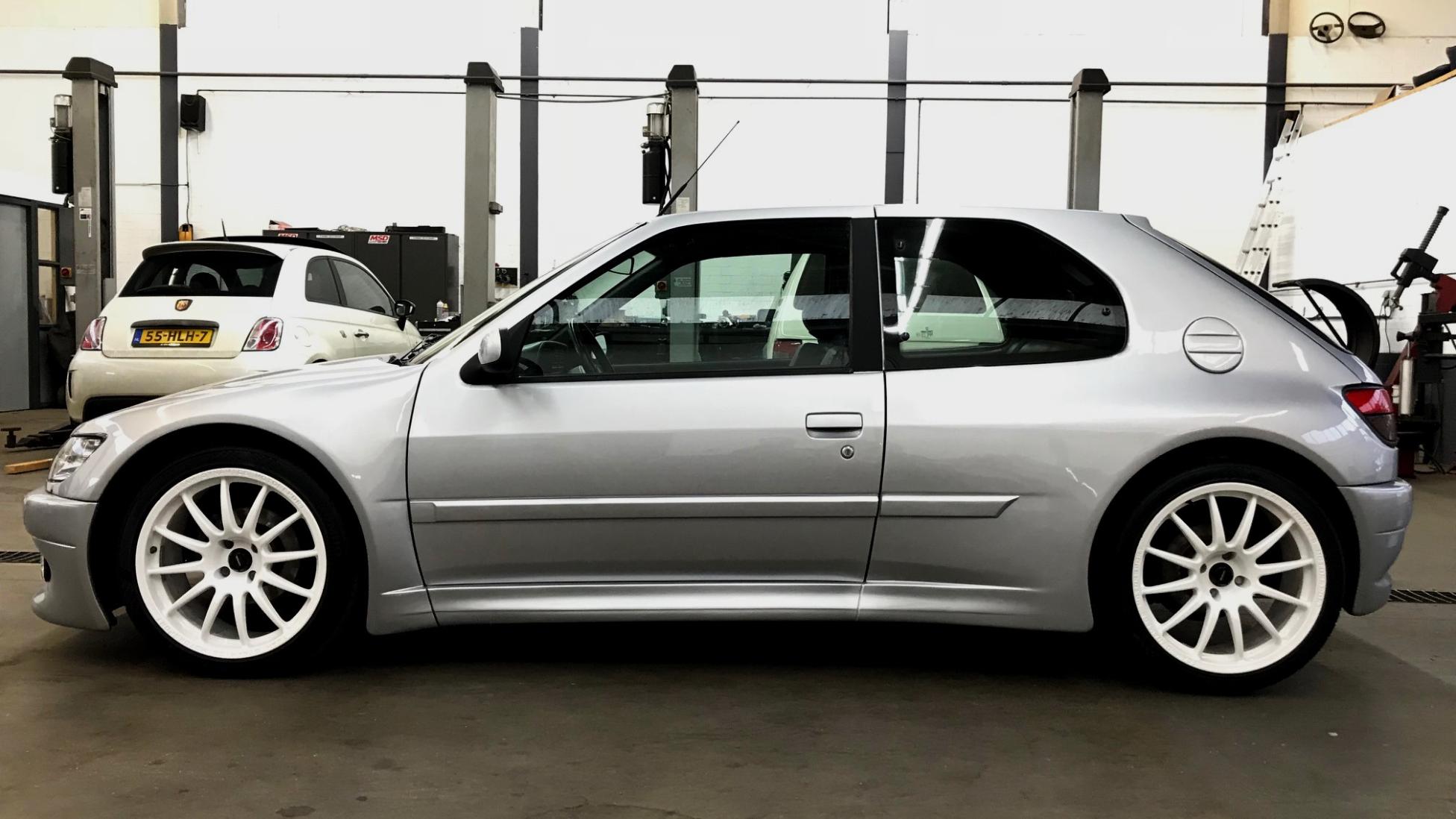 Peugeot 306 Dimma is een mini-Maxi - TopGear Nederland