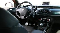 Alfa Romeo Giulietta interieur 3