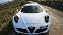 Alfa Romeo 4C (2015)