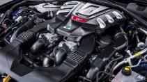 Chris Harris in de Alfa Romeo Giulia Quadrifoglio