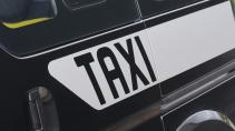 Facebook-rel taxibedrijf wageningen