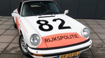 Porsche van de Rijkspolitie targa 3.2 carrera