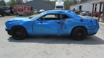 dodge challenger hellcat crash