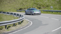 porsche 911 R vs Peugeot 205 Rallye