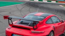 Porsche 911 GT2 RS Weissach-pakket