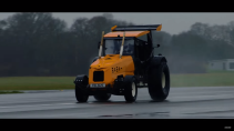 De snelste tractor ter wereld pakt het wereldrecord