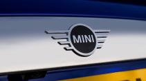Mini Cooper S Cabrio logo (2018)