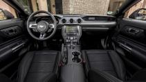 Ford Mustang 5.0 V8 GT Convertible interieur (2018)