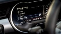 Ford Mustang 5.0 V8 GT Convertible display (2018)