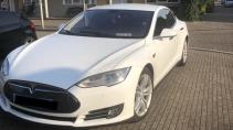 Tesla met de hoogste kilometerstand van Nederland