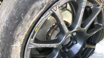 Ford Focus crasht hard op Circuit Zandvoort