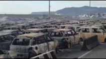 Honderden Maserati's in de as gelegd na brand