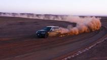 BMW X5 doet Sahara-circuit