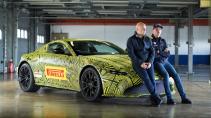 Aston Martin Vantage met Max Verstappen