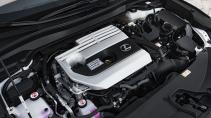Lexus UX 250h F Sport interieur motor