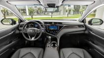 Toyota Camry Hybrid 1e rij-indruk 2019 dashboard interieur