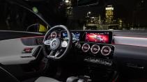 Mercedes-AMG CLA 35 2019 navigatie MBUX