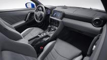 Nissan GT-R Bayside Blue interieur dashboard stuur