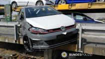 Volkswagen GOlf GTI TCR Crash
