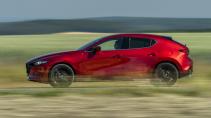 Mazda 3 skyactiv-x soul red
