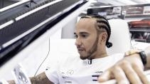 Lewis Hamilton in een Mercedes