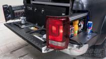 VW Amarok met minibar-achterlichten