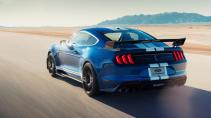 Ford Mustang Shelby GT500 blauw