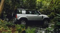 Land Rover Defender 110 2019 door water riveren