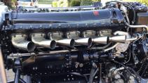 Rolls-Royce Merlin V12 Motor dichtbij