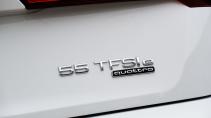Audi Q5 TFSI e quattro Competition detail 55 TFSIe quattro badge