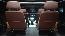 Mercedes 250GD interieur stoelen