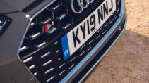 Audi S4 Avant 3.0 TDI Quattro detail grille
