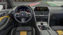 BMW M8 Competition interieur dashboard