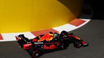 Max Verstappen uit de pits GP van Abu Dhabi 2019