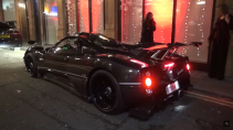 Vrouw boos om Pagani Zonda