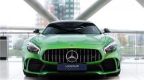 Mercedes AMG GT R Louwman Exclusive recht voor