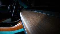 Tesla Model 3 Vilner interieur detail houten paneel