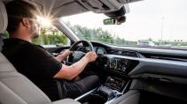 Audi e-tron op de snelweg