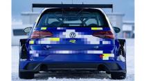 VW Golf met ID R-motoren eR1 ijs sneeuw ijsrijden spoiler